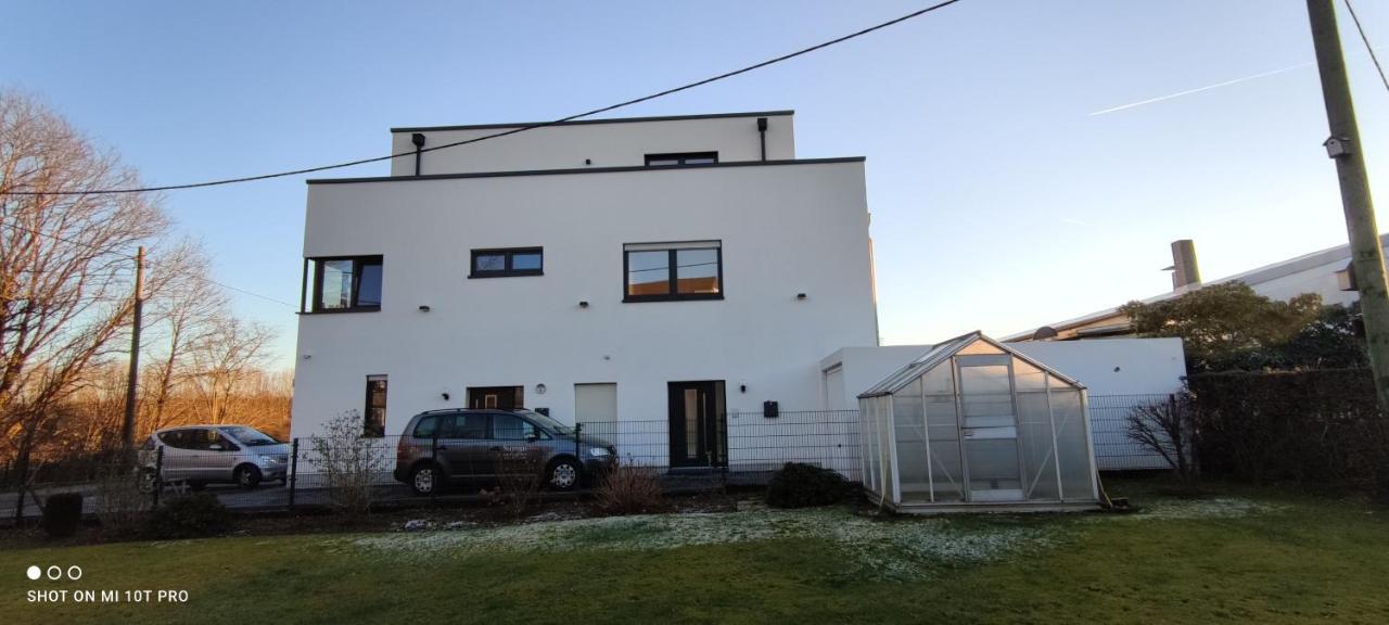 Neue Doppelhaushälfte mit Terrasse, Balkon und Garten Remscheid Exterior foto